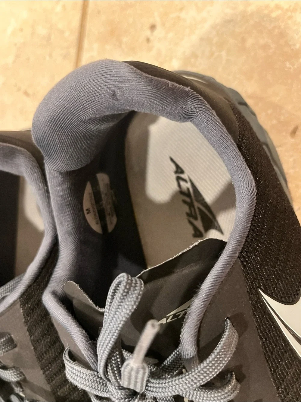 Altra Torin 4.5 Plush Black Gray Running Trail Training Shoes 13 M $160 EUC
